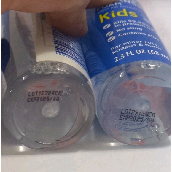 NEW Band-Aid First Aid Antiseptic Cleansing Foam for Kids - 2 Pack - Picture 7 of 8